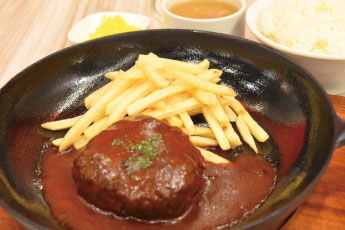 手作りハンバーグ定食